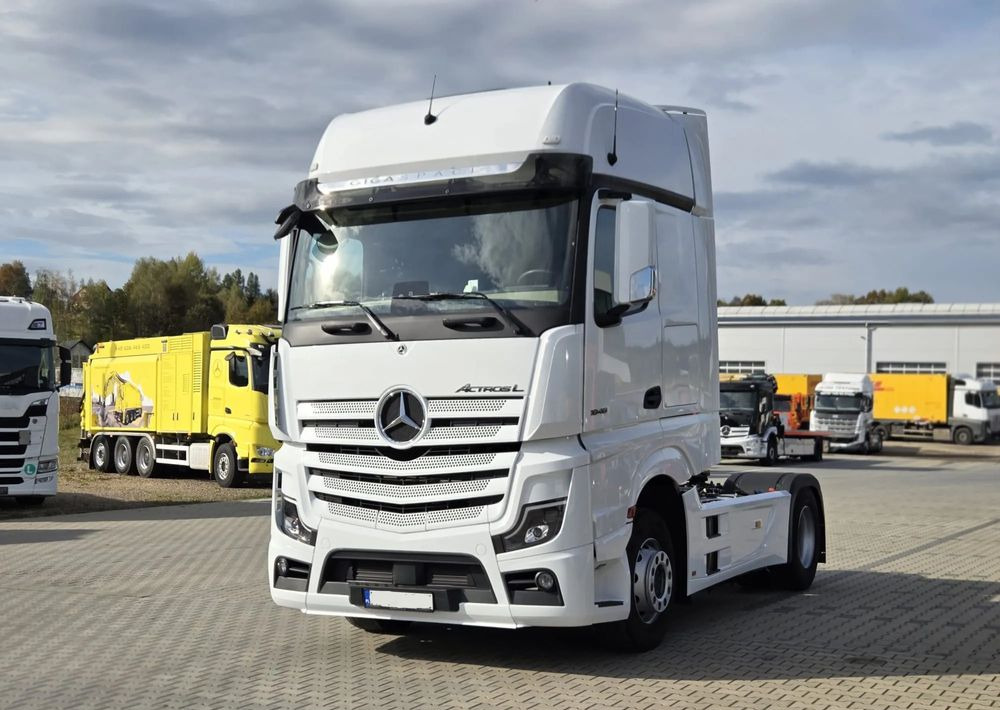 Mercedes-Benz ACTROS 1848 GIGA SPACE - Камион влекач: слика 1 Mercedes-Benz ACTROS 1848 GIGA SPACE - Камион влекач: слика 1