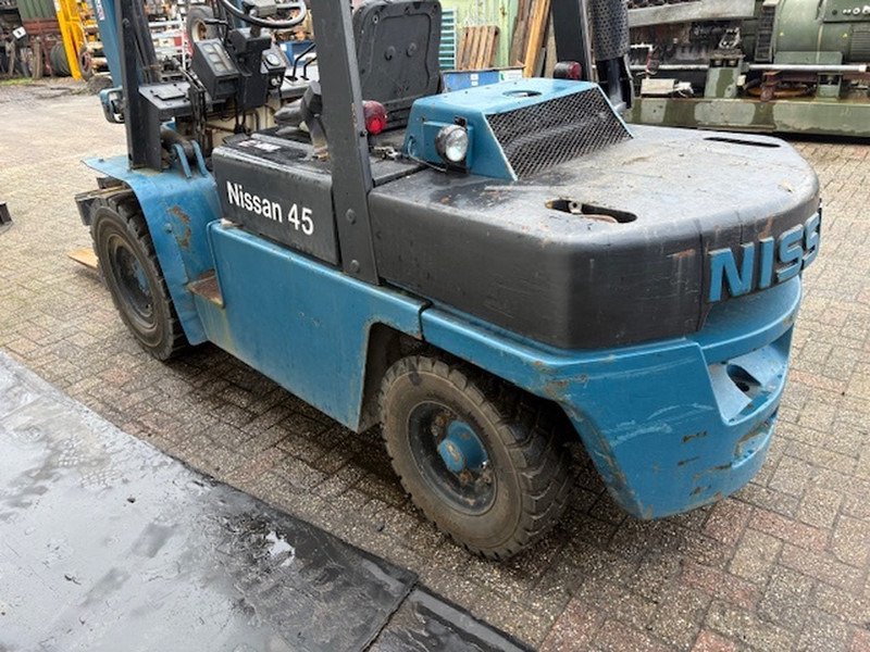 Nissan fd50 - Дизел вилушкар: слика 4 Nissan fd50 - Дизел вилушкар: слика 4