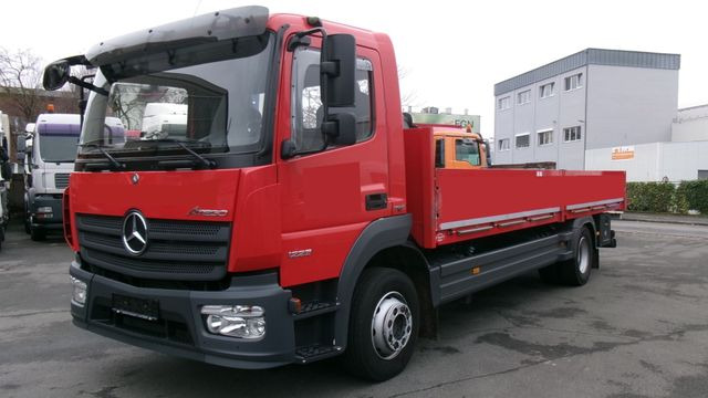 Mercedes-Benz 1223L Atego Euro 6, 6,50m Pritsche, TÜV:06/2026 - Камион со платформа: слика 1 Mercedes-Benz 1223L Atego Euro 6, 6,50m Pritsche, TÜV:06/2026 - Камион со платформа: слика 1