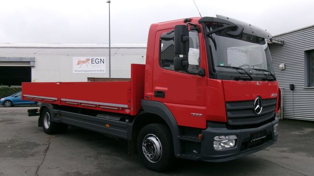 Mercedes-Benz 1223L Atego Euro 6, 6,50m Pritsche, TÜV:06/2026 - Камион со платформа: слика 2 Mercedes-Benz 1223L Atego Euro 6, 6,50m Pritsche, TÜV:06/2026 - Камион со платформа: слика 2