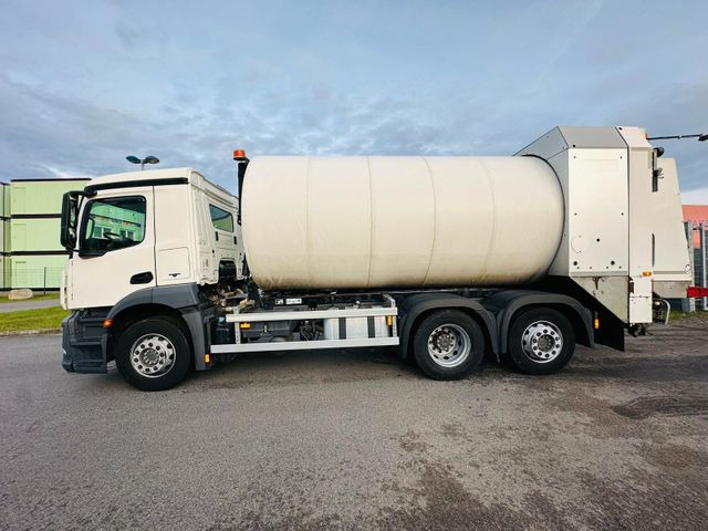 Mercedes-Benz Antos 2533 2532/KEINE 36,42,45 - Вакуумски камион: слика 3 Mercedes-Benz Antos 2533 2532/KEINE 36,42,45 - Вакуумски камион: слика 3