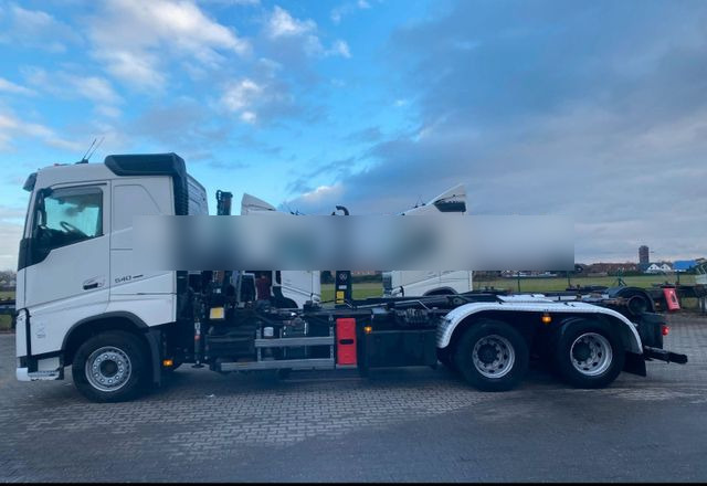 Volvo FH540 Hiab/Kran - Камион со кука за подигање: слика 1 Volvo FH540 Hiab/Kran - Камион со кука за подигање: слика 1