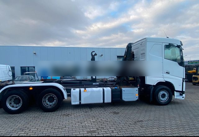 Volvo FH540 Hiab/Kran - Камион со кука за подигање: слика 2 Volvo FH540 Hiab/Kran - Камион со кука за подигање: слика 2