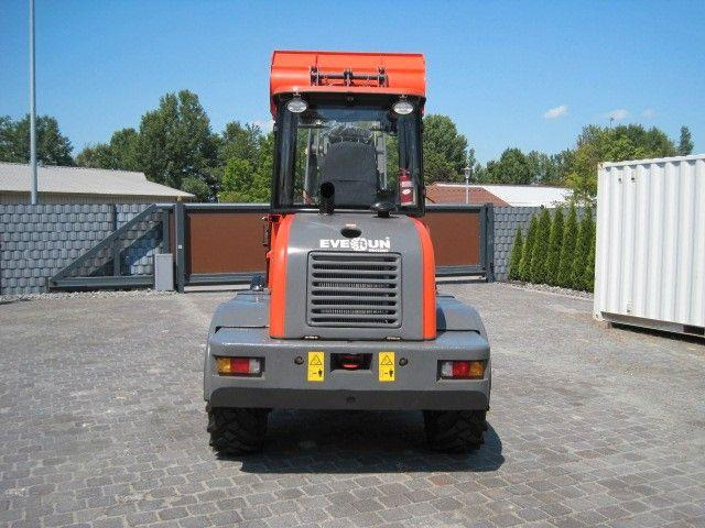 EVERUN ER 16, 4WD, Volvo, Kramer, CAT, Atlas - Натоварувач на тркала: слика 5 EVERUN ER 16, 4WD, Volvo, Kramer, CAT, Atlas - Натоварувач на тркала: слика 5