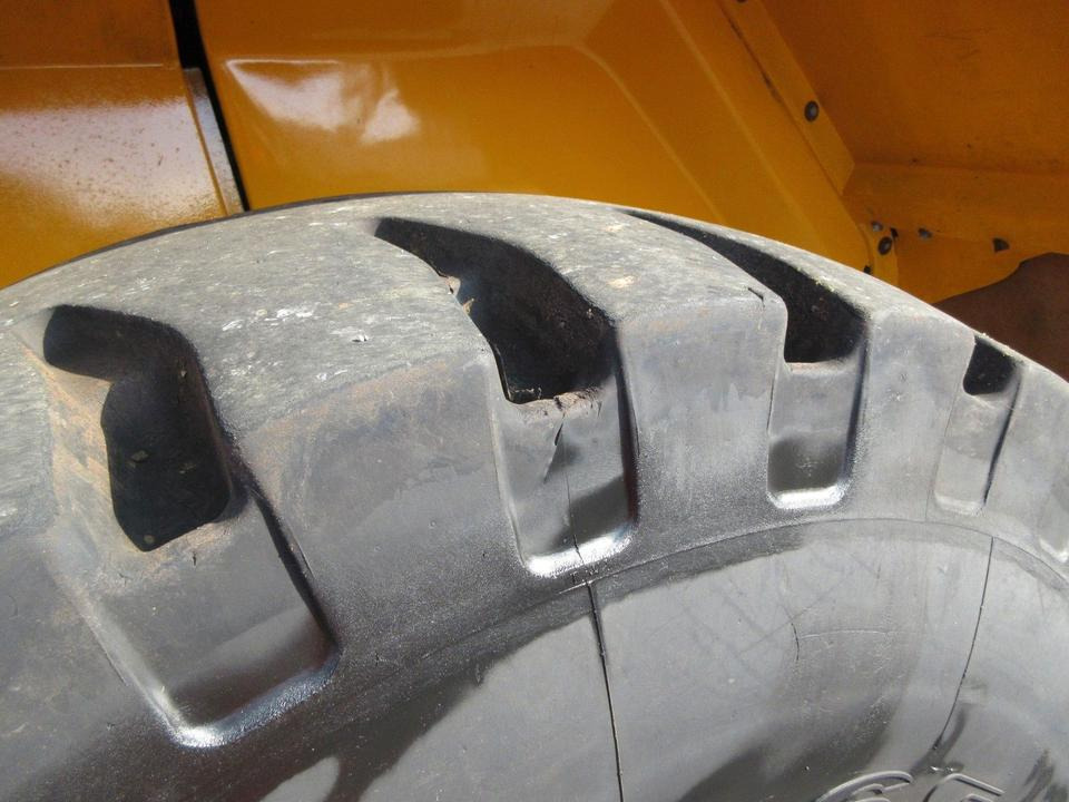 JCB 457 HT T4F - Натоварувач на тркала: слика 3 JCB 457 HT T4F - Натоварувач на тркала: слика 3