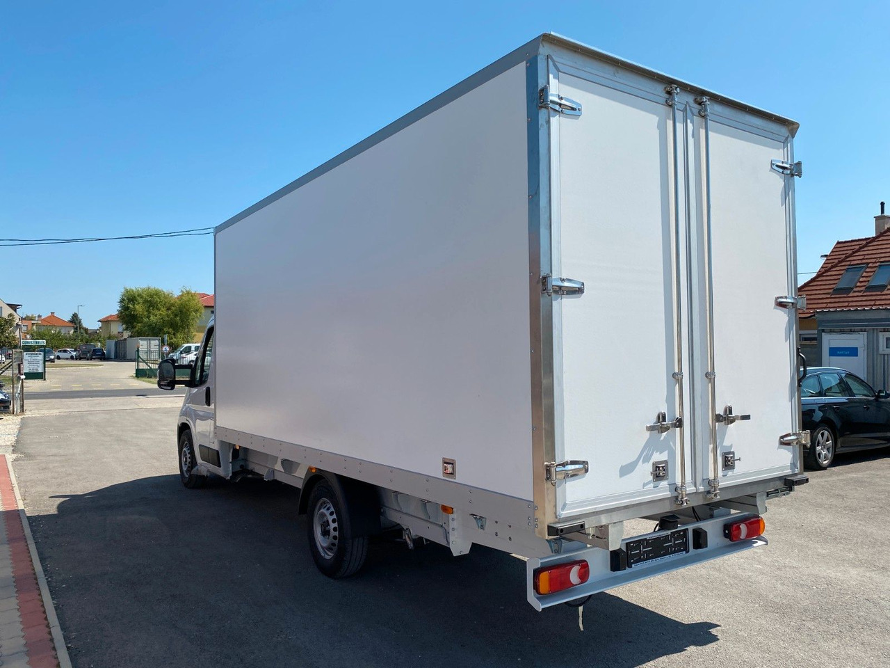 Fiat Ducato KOFFER - Комбе фургон: слика 4 Fiat Ducato KOFFER - Комбе фургон: слика 4
