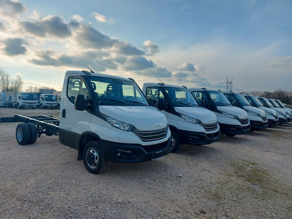 Iveco Daily 35C16 Fahrgestell Wählbar Aufbau Euro6E Iveco Daily 35C16 Fahrgestell Wählbar Aufbau Euro6E - Камион со кабинска шасија, Камион со кран: слика 1 Iveco Daily 35C16 Fahrgestell Wählbar Aufbau Euro6E Iveco Daily 35C16 Fahrgestell Wählbar Aufbau Euro6E - Камион со кабинска шасија, Камион со кран: слика 1