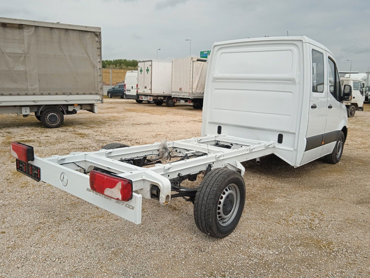 Mercedes-Benz 317 CDI Doka Pritsche - Комбе со отворен сандак, Комби со двојна кабина: слика 2 Mercedes-Benz 317 CDI Doka Pritsche - Комбе со отворен сандак, Комби со двојна кабина: слика 2