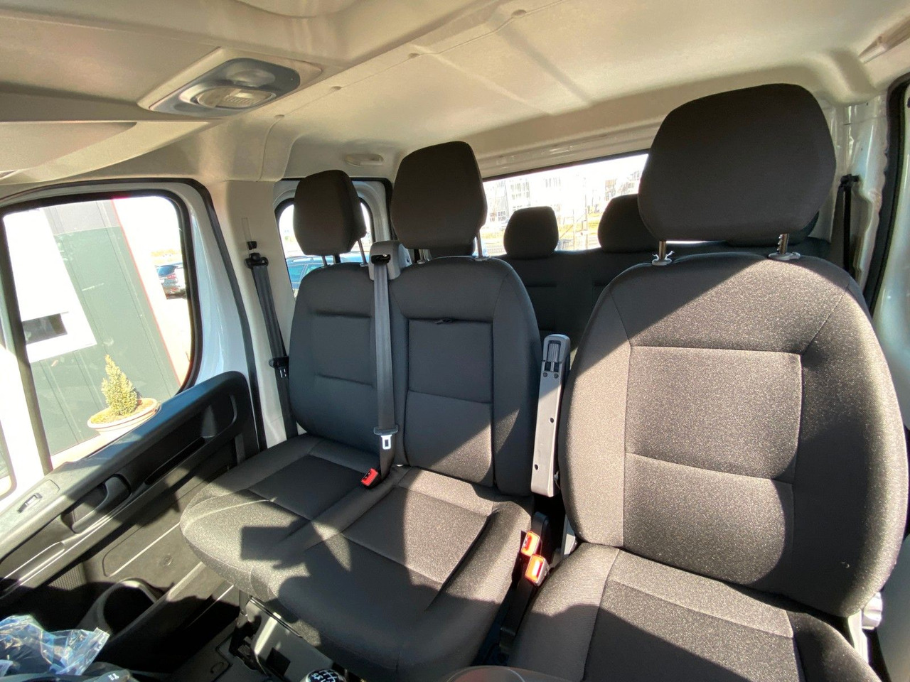 Peugeot BOXER CHDC L4 HEAVY PRITSCHE - Комбе со отворен сандак, Комби со двојна кабина: слика 4 Peugeot BOXER CHDC L4 HEAVY PRITSCHE - Комбе со отворен сандак, Комби со двојна кабина: слика 4