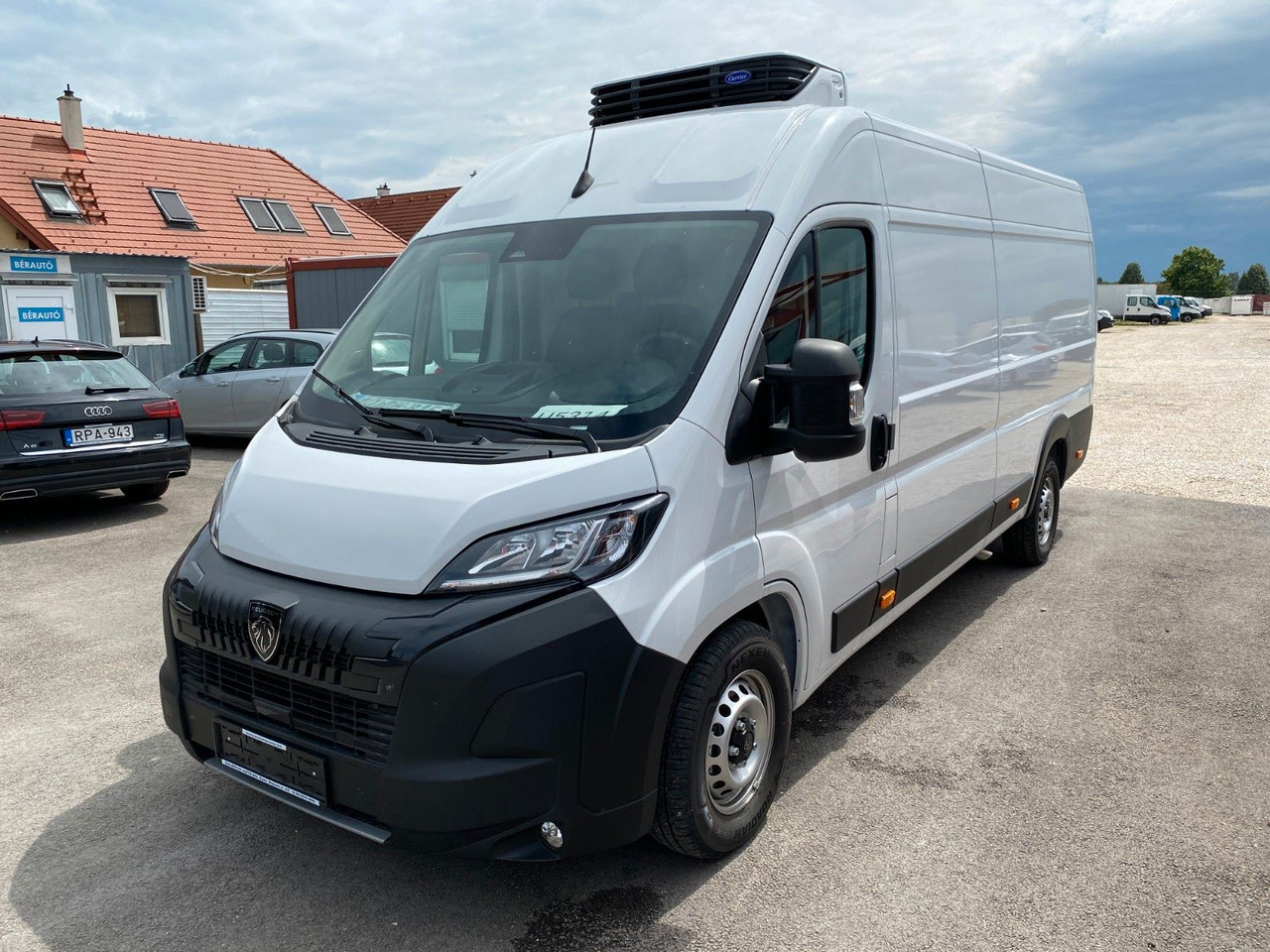 Peugeot Boxer Kasten Hochraum 435 L4H2 BlueHDi 140 Peugeot Boxer Kühlkasten 435 L4H2 BlueHDi 140 - Товарно комбе: слика 1 Peugeot Boxer Kasten Hochraum 435 L4H2 BlueHDi 140 Peugeot Boxer Kühlkasten 435 L4H2 BlueHDi 140 - Товарно комбе: слика 1