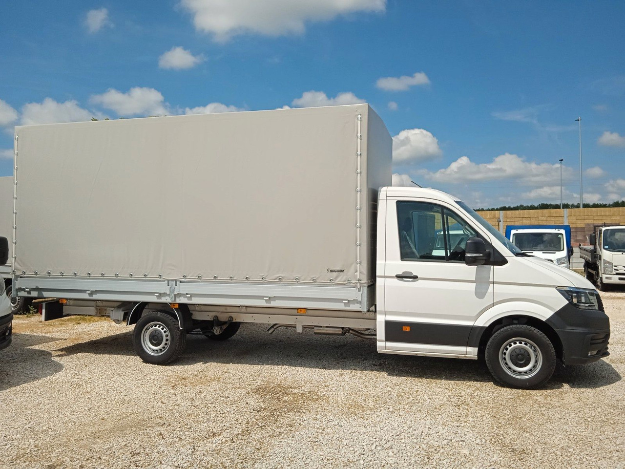 Volkswagen Crafter L4 Pritsche und Plane 5m SOFORT - Комбе со церада: слика 3 Volkswagen Crafter L4 Pritsche und Plane 5m SOFORT - Комбе со церада: слика 3