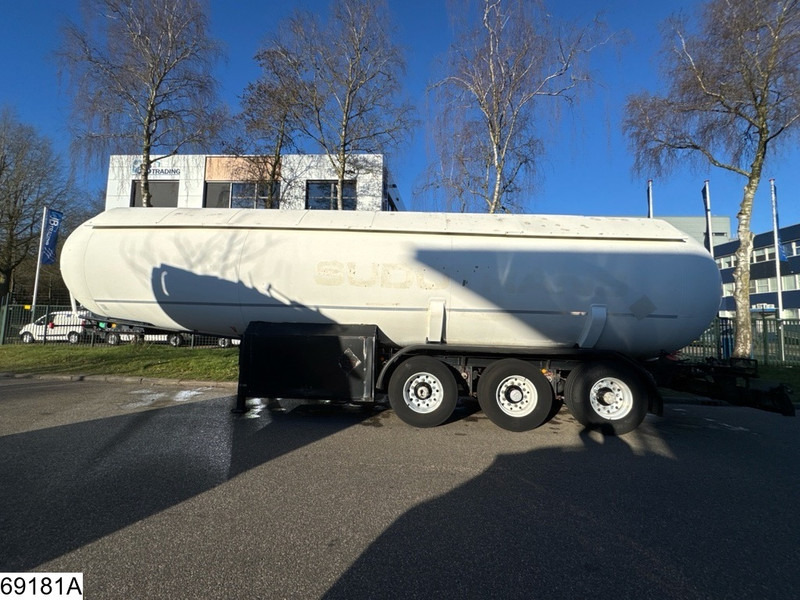 Barneoud Gas 50.543 Liter, LPG GPL Butane gas, 1 Comp - Полуприколка цистерна: слика 2 Barneoud Gas 50.543 Liter, LPG GPL Butane gas, 1 Comp - Полуприколка цистерна: слика 2