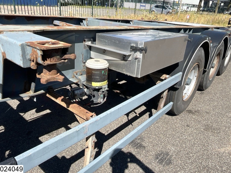 Burg Container 10, 20, 30, FT container transport. - Транспортер на контејнер/ Полуприколка со променливо тело: слика 4 Burg Container 10, 20, 30, FT container transport. - Транспортер на контејнер/ Полуприколка со променливо тело: слика 4