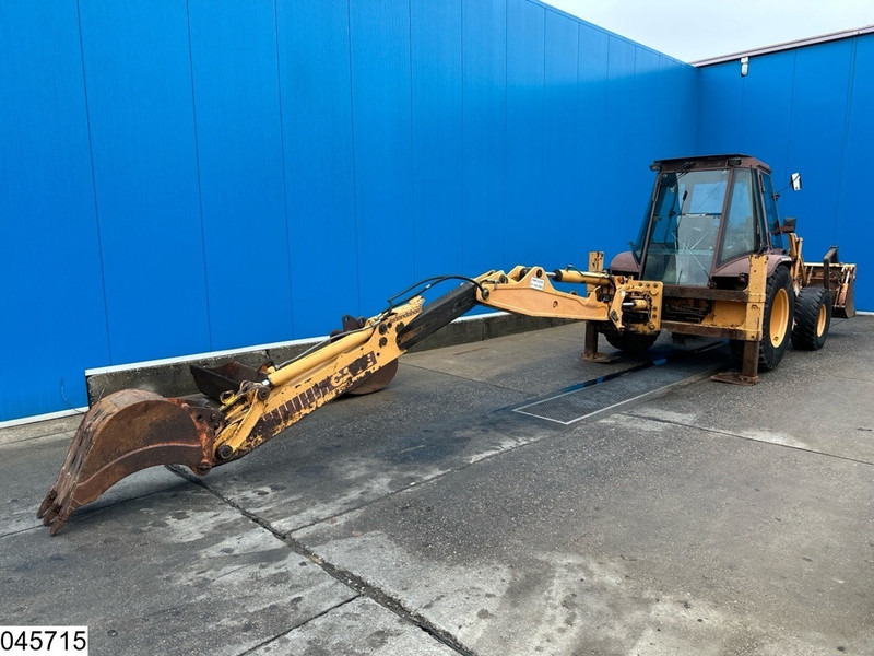 Case 580 K Turbo Case 580 Super K 4x4, 5703 Hours - Ровокопач: слика 2 Case 580 K Turbo Case 580 Super K 4x4, 5703 Hours - Ровокопач: слика 2