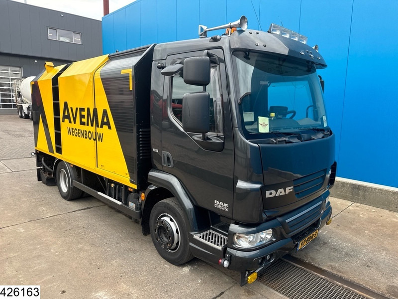 DAF LF45 250 EURO 5, Manual, Bitumen sprayer - Камион цистерна: слика 3 DAF LF45 250 EURO 5, Manual, Bitumen sprayer - Камион цистерна: слика 3