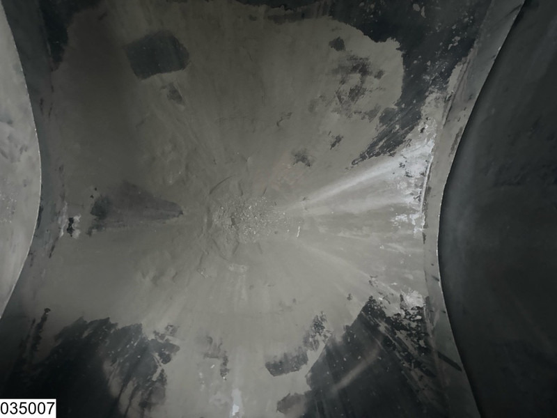 Полуприколка цистерна Feldbinder Silo 40.000 Liter, 3 Comp: слика 9 Полуприколка цистерна Feldbinder Silo 40.000 Liter, 3 Comp: слика 9