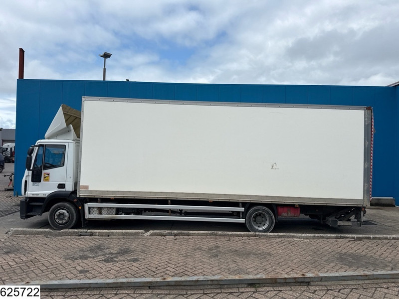 Iveco 120E21 EURO 6, Engine defect - Камион сандучар: слика 2 Iveco 120E21 EURO 6, Engine defect - Камион сандучар: слика 2