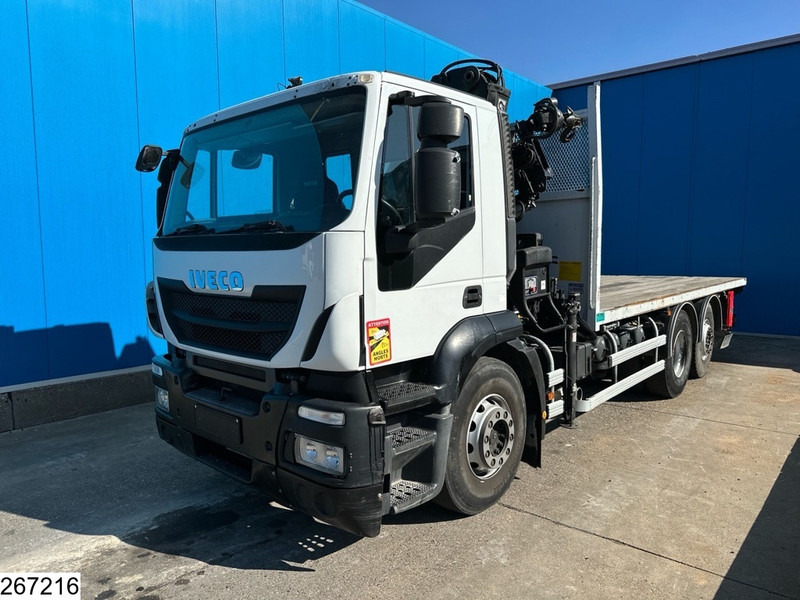Iveco Stralis 310 6x2, EURO 5 EEV, HIAB, Remote, Steerling axle - Камион со платформа, Камион со кран: слика 4 Iveco Stralis 310 6x2, EURO 5 EEV, HIAB, Remote, Steerling axle - Камион со платформа, Камион со кран: слика 4