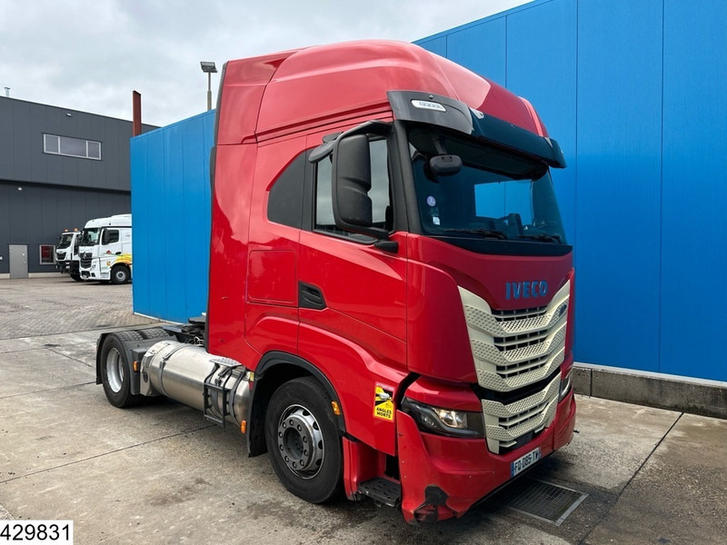 Iveco S way 460 LNG, EURO 6, Retarder - Камион влекач: слика 2 Iveco S way 460 LNG, EURO 6, Retarder - Камион влекач: слика 2