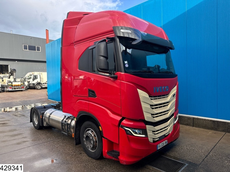 Iveco S way 460 LNG, EURO 6, Retarder - Камион влекач: слика 2 Iveco S way 460 LNG, EURO 6, Retarder - Камион влекач: слика 2