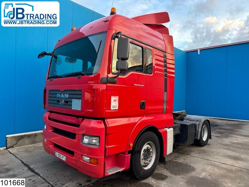 MAN TGA 18 440 EURO 4, Retarder, PTO, Hydraulic - Камион влекач: слика 1 MAN TGA 18 440 EURO 4, Retarder, PTO, Hydraulic - Камион влекач: слика 1