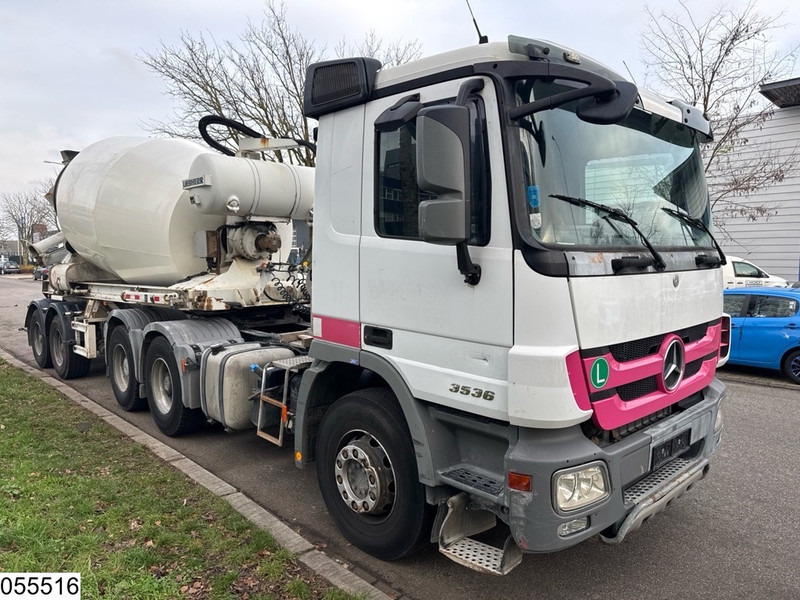 Liebherr Betonmixer 6x4, EURO 5, 10m3 - Полуприколка миксер за бетон: слика 4 Liebherr Betonmixer 6x4, EURO 5, 10m3 - Полуприколка миксер за бетон: слика 4