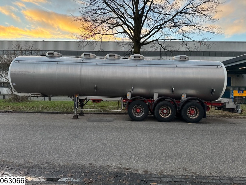 MAISONNEUVE Food 32.700 liter, 5 comp - Полуприколка цистерна: слика 2 MAISONNEUVE Food 32.700 liter, 5 comp - Полуприколка цистерна: слика 2