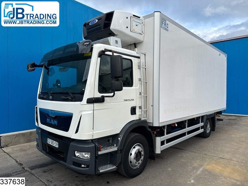 MAN TGM 15 250 EURO 6, Carrier, Meat hanging rails - Камион ладилник: слика 1 MAN TGM 15 250 EURO 6, Carrier, Meat hanging rails - Камион ладилник: слика 1