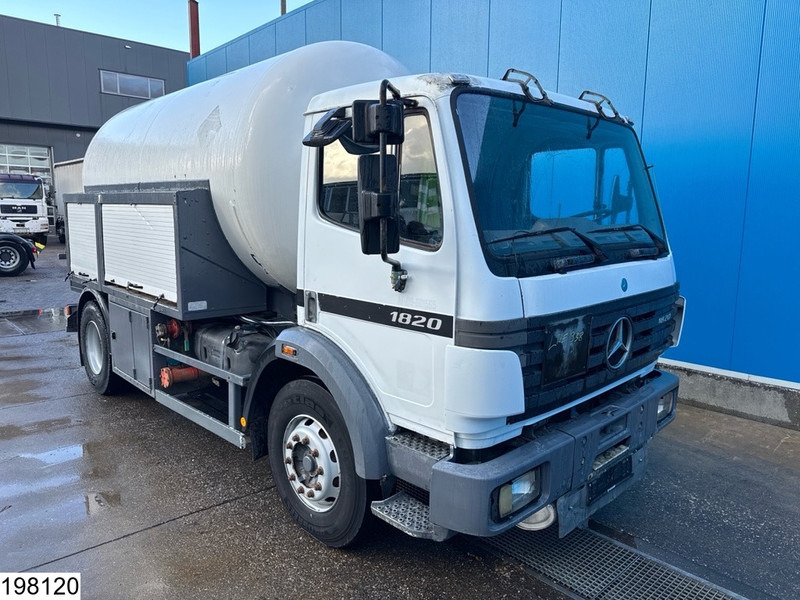 Mercedes-Benz 1820 15375 Liter, LPG GPL, Gastank, Steel suspension - Камион цистерна: слика 3 Mercedes-Benz 1820 15375 Liter, LPG GPL, Gastank, Steel suspension - Камион цистерна: слика 3