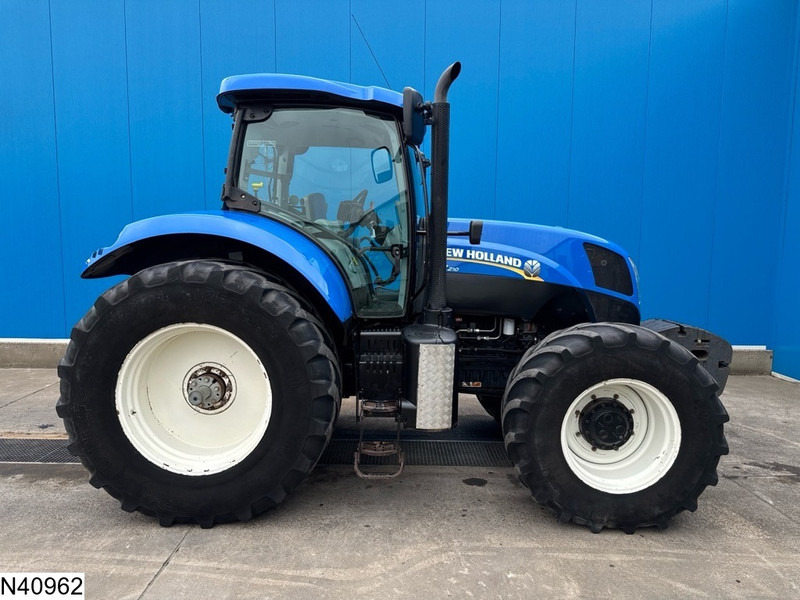 Трактор New Holland T 7.210 T7.210: слика 14
