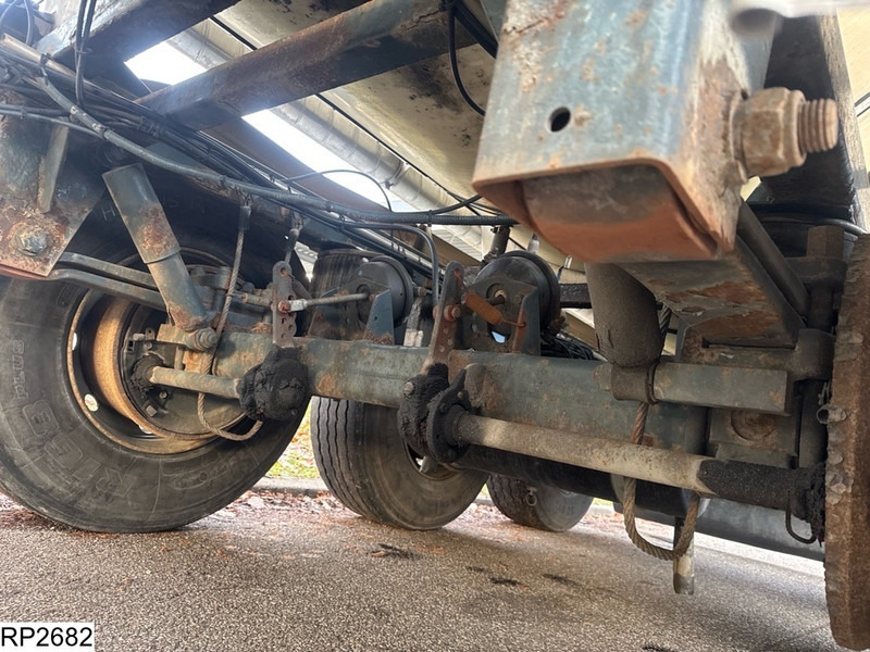 Полуприколка цистерна Panissars Chemie 30.256 Liter, 1 Comp: слика 12 Полуприколка цистерна Panissars Chemie 30.256 Liter, 1 Comp: слика 12