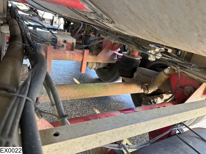 Полуприколка цистерна Trailor Bitum 34120 Liter, 1 Compartment: слика 12 Полуприколка цистерна Trailor Bitum 34120 Liter, 1 Compartment: слика 12