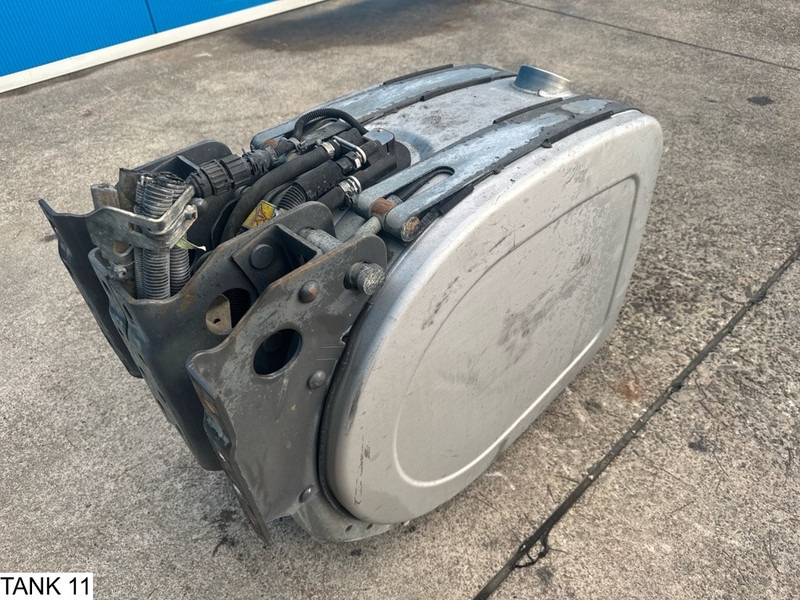 Universeel AdBlue Tank - Резервоар за гориво: слика 2 Universeel AdBlue Tank - Резервоар за гориво: слика 2