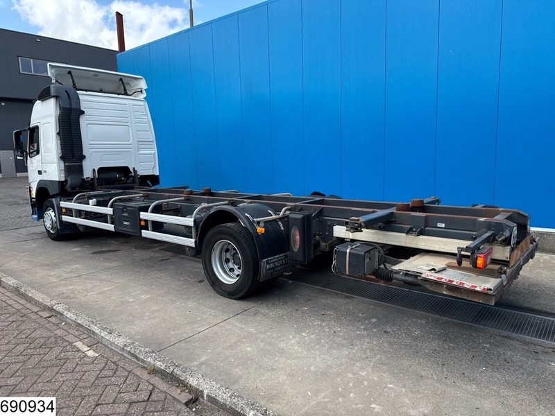 Volvo FM 330 EURO 6, BDF - Транспортер на контејнер/ Камион со променливо тело: слика 4 Volvo FM 330 EURO 6, BDF - Транспортер на контејнер/ Камион со променливо тело: слика 4
