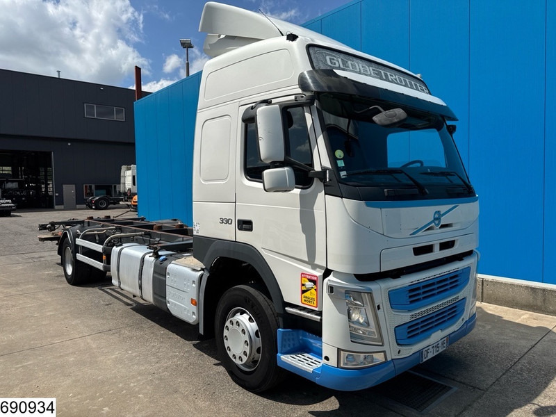 Volvo FM 330 EURO 6, BDF - Транспортер на контејнер/ Камион со променливо тело: слика 3 Volvo FM 330 EURO 6, BDF - Транспортер на контејнер/ Камион со променливо тело: слика 3