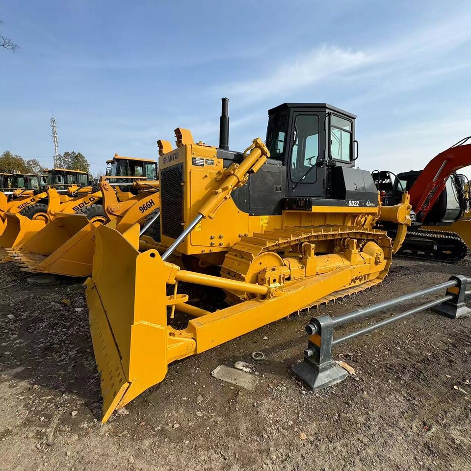 SHANTUI Equipped With Heavy Blade & Ripper For Dozing & Ripping ,high quality,second hand, low working hoursSD22 - Булдожер: слика 3 SHANTUI Equipped With Heavy Blade & Ripper For Dozing & Ripping ,high quality,second hand, low working hoursSD22 - Булдожер: слика 3