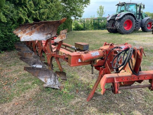Gregoire Besson SP614 - Плуг: слика 1 Gregoire Besson SP614 - Плуг: слика 1