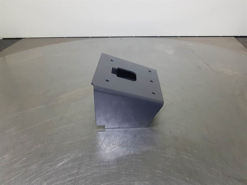 Ahlmann 4102467A - Кабина и ентериер за Градежна машина: слика 4 Ahlmann 4102467A - Кабина и ентериер за Градежна машина: слика 4