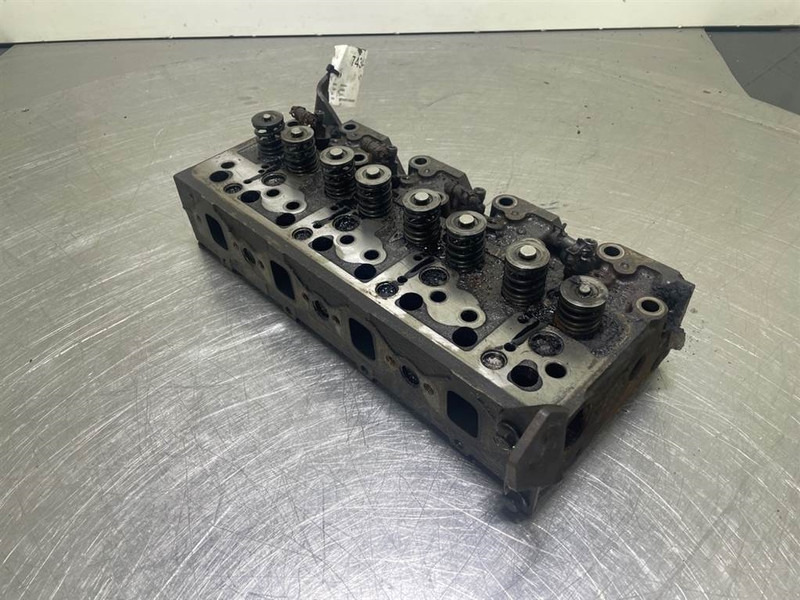 Ahlmann AS900-Cummins B3.3T-Cylinder head/Zylinderköpf - Мотор за Градежна машина: слика 4 Ahlmann AS900-Cummins B3.3T-Cylinder head/Zylinderköpf - Мотор за Градежна машина: слика 4