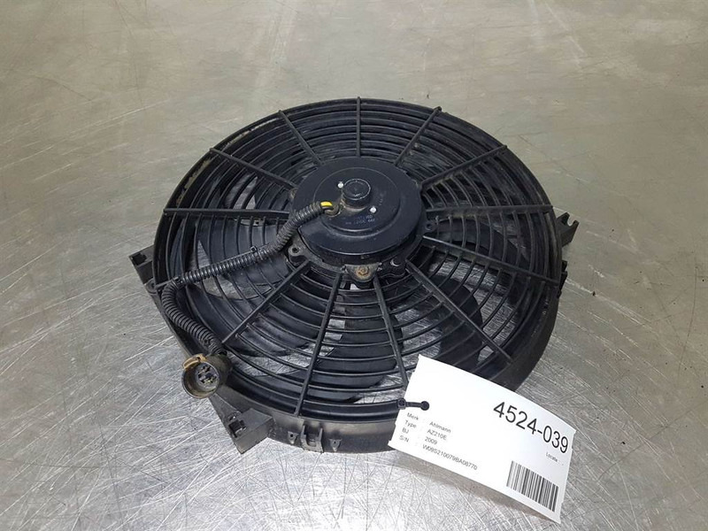 Ahlmann AZ210E-Spal 12VDC-Fan/Lüfter/Ventilator - Електричен систем за Градежна машина: слика 2 Ahlmann AZ210E-Spal 12VDC-Fan/Lüfter/Ventilator - Електричен систем за Градежна машина: слика 2