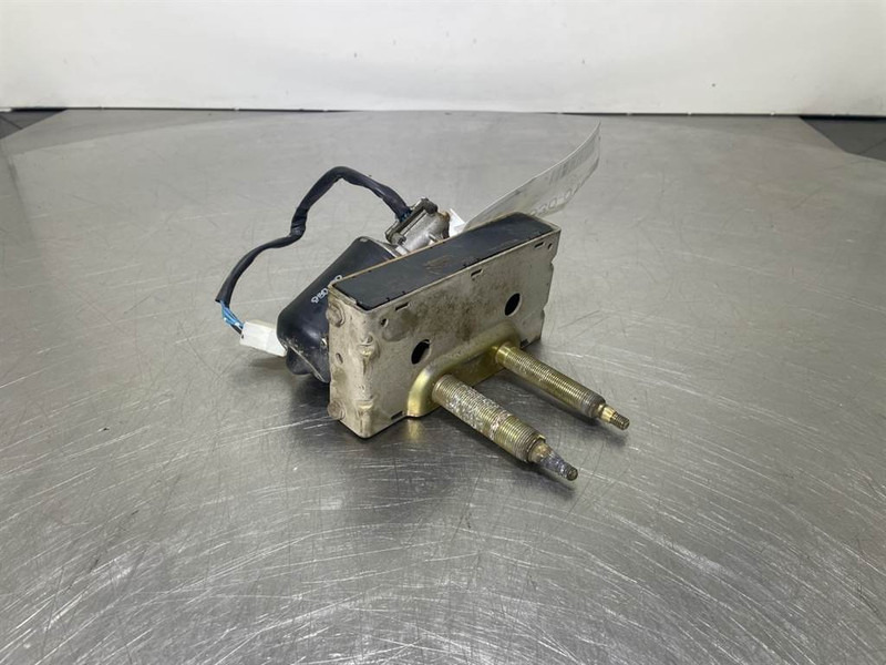 Ahlmann AZ6-4197706A-OSLV 9900153-Wiper motor/Wischermotor - Електричен систем за Градежна машина: слика 1 Ahlmann AZ6-4197706A-OSLV 9900153-Wiper motor/Wischermotor - Електричен систем за Градежна машина: слика 1