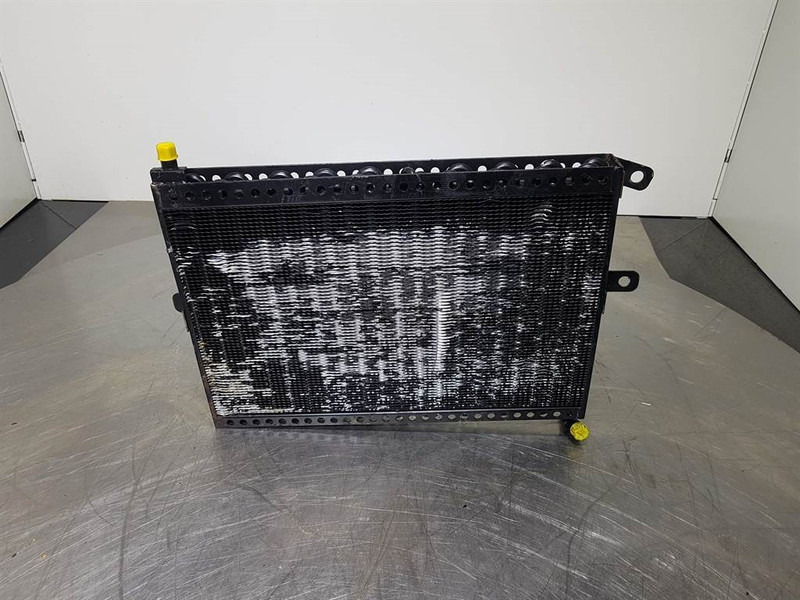 Airco condenser/Klimakondensator/Airco koe - Рамка/ Шасија за Градежна машина: слика 1 Airco condenser/Klimakondensator/Airco koe - Рамка/ Шасија за Градежна машина: слика 1