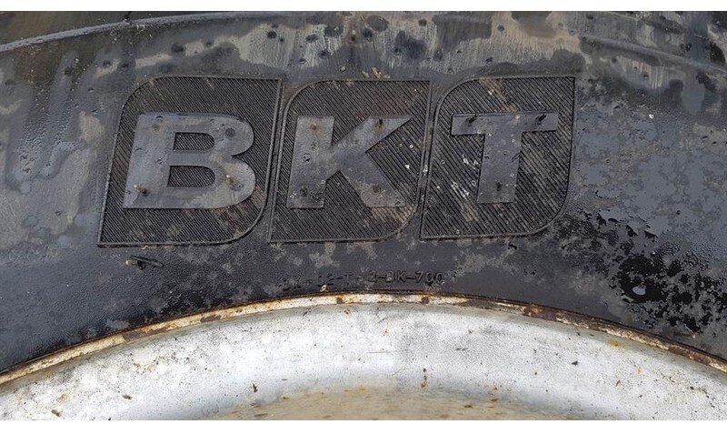 BKT 405/70-20 (16/70-20) - Tyre/Reifen/Band - Гуми и бандажи за Градежна машина: слика 3 BKT 405/70-20 (16/70-20) - Tyre/Reifen/Band - Гуми и бандажи за Градежна машина: слика 3
