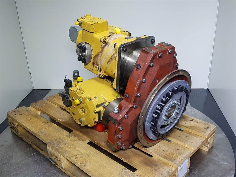 Cat 580B / Ecolog 580 - Transmission/Getriebe - Менувач и делови за Градежна машина: слика 1 Cat 580B / Ecolog 580 - Transmission/Getriebe - Менувач и делови за Градежна машина: слика 1