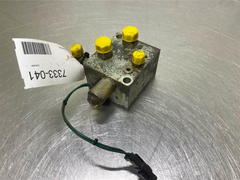 Cat 924G-192-0086-Valve/Ventile/Ventiel - Хидраулика за Градежна машина: слика 2 Cat 924G-192-0086-Valve/Ventile/Ventiel - Хидраулика за Градежна машина: слика 2