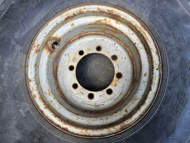 DUNLOP 455/70-R20 (17.5/70R20) - Tire/Reifen/Band - Гуми и бандажи за Градежна машина: слика 4 DUNLOP 455/70-R20 (17.5/70R20) - Tire/Reifen/Band - Гуми и бандажи за Градежна машина: слика 4