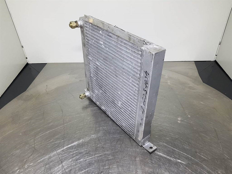 Demag SC30DS-Cooler/Kühler/Koeler - Мотор и делови за Градежна машина: слика 2 Demag SC30DS-Cooler/Kühler/Koeler - Мотор и делови за Градежна машина: слика 2