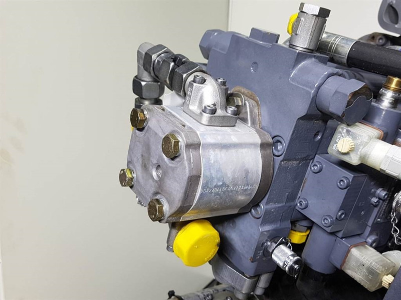 HALDEX WP09A1-1803280 - Vögele - 2136776 - Gearpump - Хидраулика: слика 1 HALDEX WP09A1-1803280 - Vögele - 2136776 - Gearpump - Хидраулика: слика 1