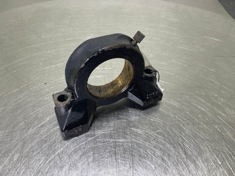 Hitachi ZW95LSD-Spicer Dana 315/111/102-Bearing block - Оска и делови за Градежна машина: слика 1 Hitachi ZW95LSD-Spicer Dana 315/111/102-Bearing block - Оска и делови за Градежна машина: слика 1