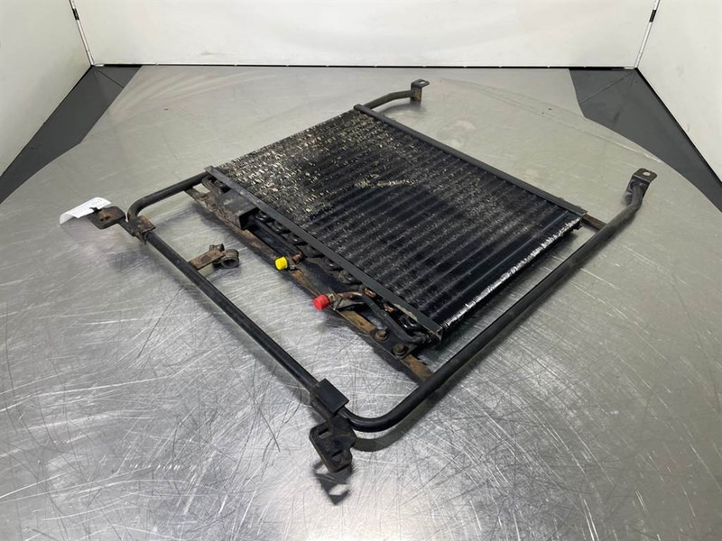 Liebherr A924B-5614406-Airco condenser/Klimakondensator - Рамка/ Шасија за Градежна машина: слика 2 Liebherr A924B-5614406-Airco condenser/Klimakondensator - Рамка/ Шасија за Градежна машина: слика 2